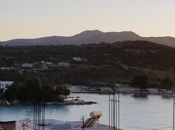 Klevis * Ksamil